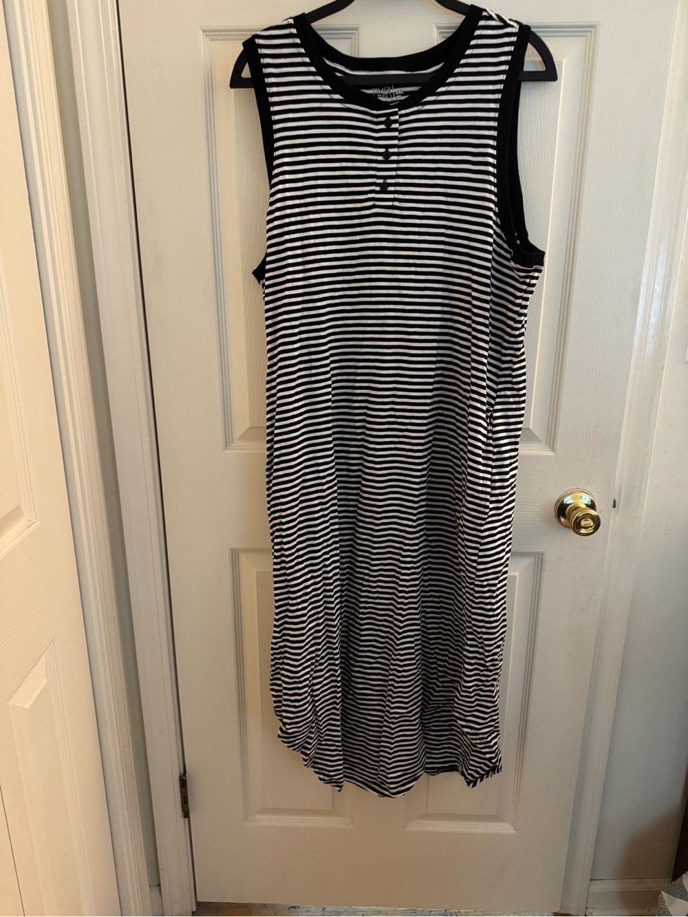 Time and Tru Black and White Striped Sleeveless Midi Dress with Scoop Neck